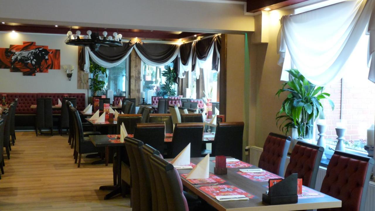 Hotel Rodizio Ug Вольфсбург Екстер'єр фото