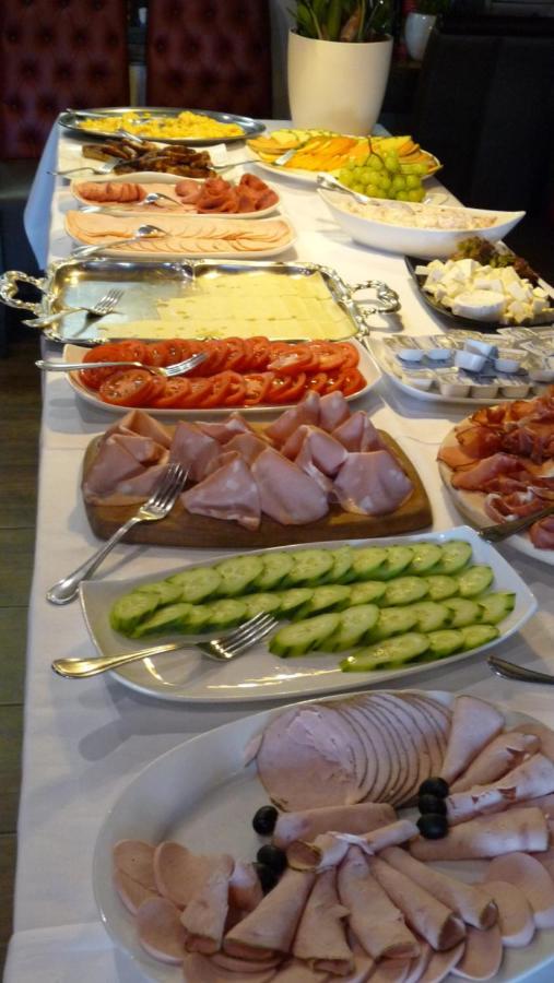 Hotel Rodizio Ug Вольфсбург Екстер'єр фото