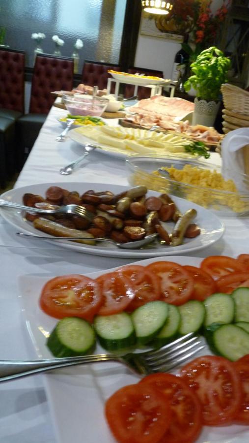 Hotel Rodizio Ug Вольфсбург Екстер'єр фото